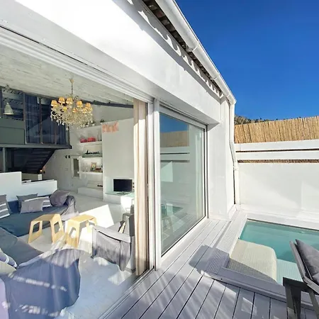 Quartz Holiday home *